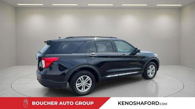 Certified 2022 Ford Explorer XLT w/ Class IV Trailer Tow Package image 6