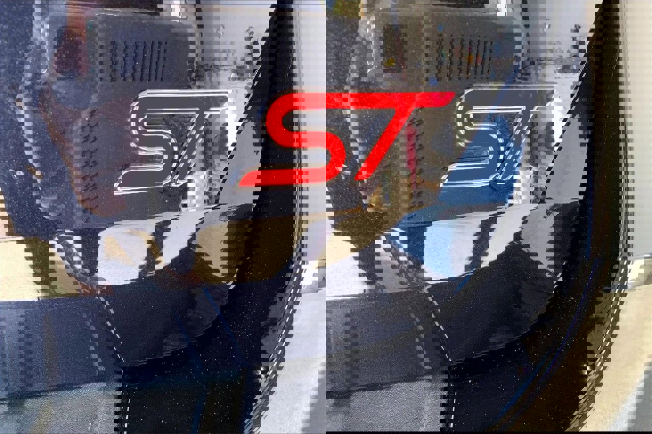 Certified 2025 Ford Explorer ST w/ Sun And Sound Package image 32