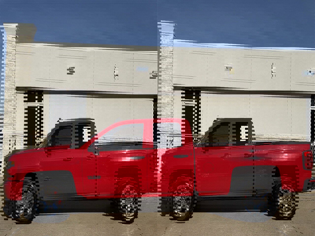 Used 2018 Chevrolet Silverado 1500 Custom w/ Texas Edition image 3