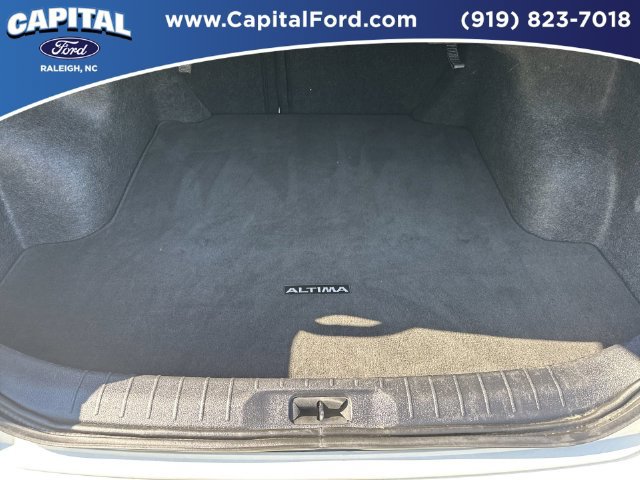 Used 2025 Nissan Altima 2.5 SV AWD/4WD image 16