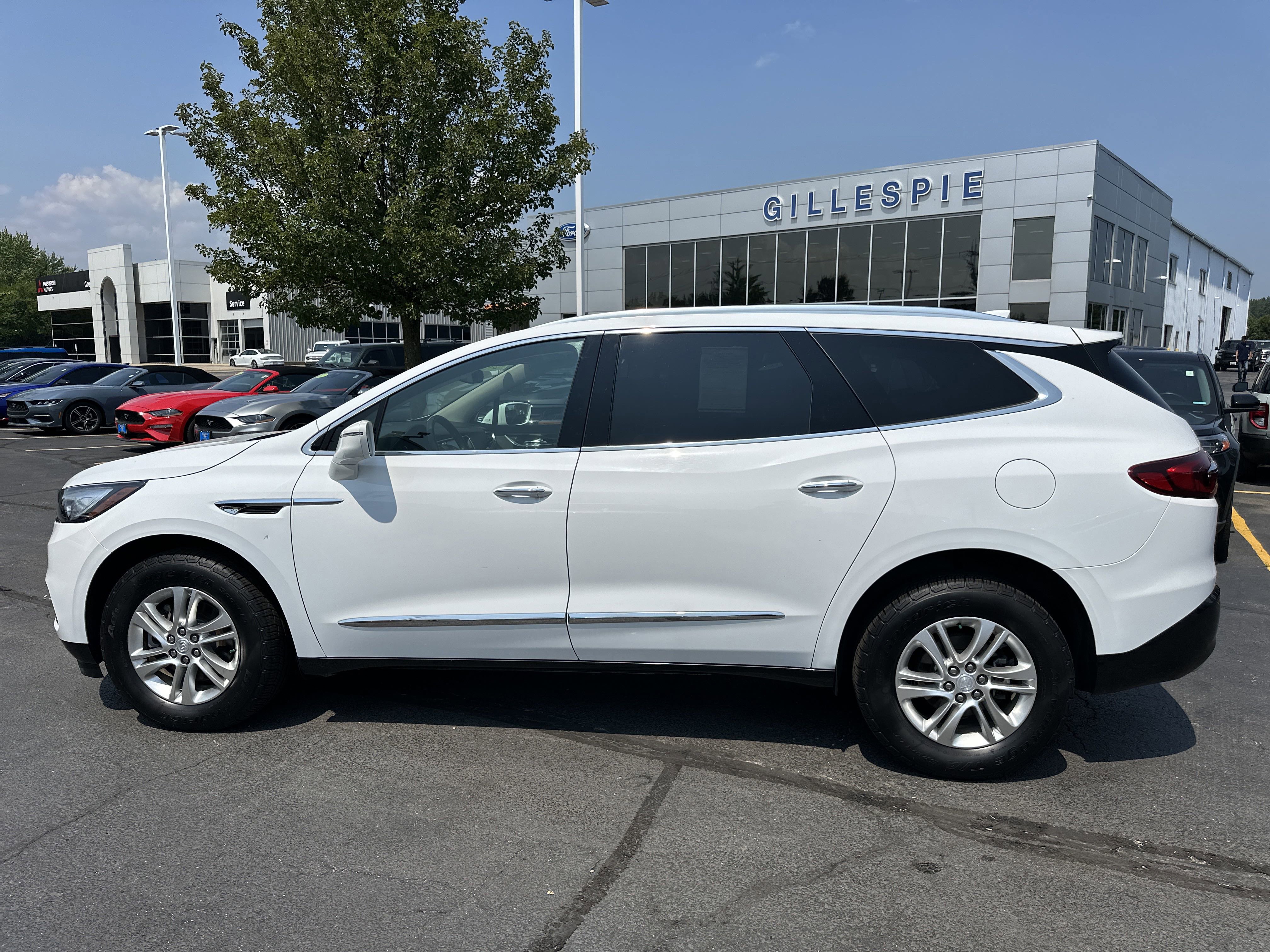 Used 2019 Buick Enclave Essence image 6