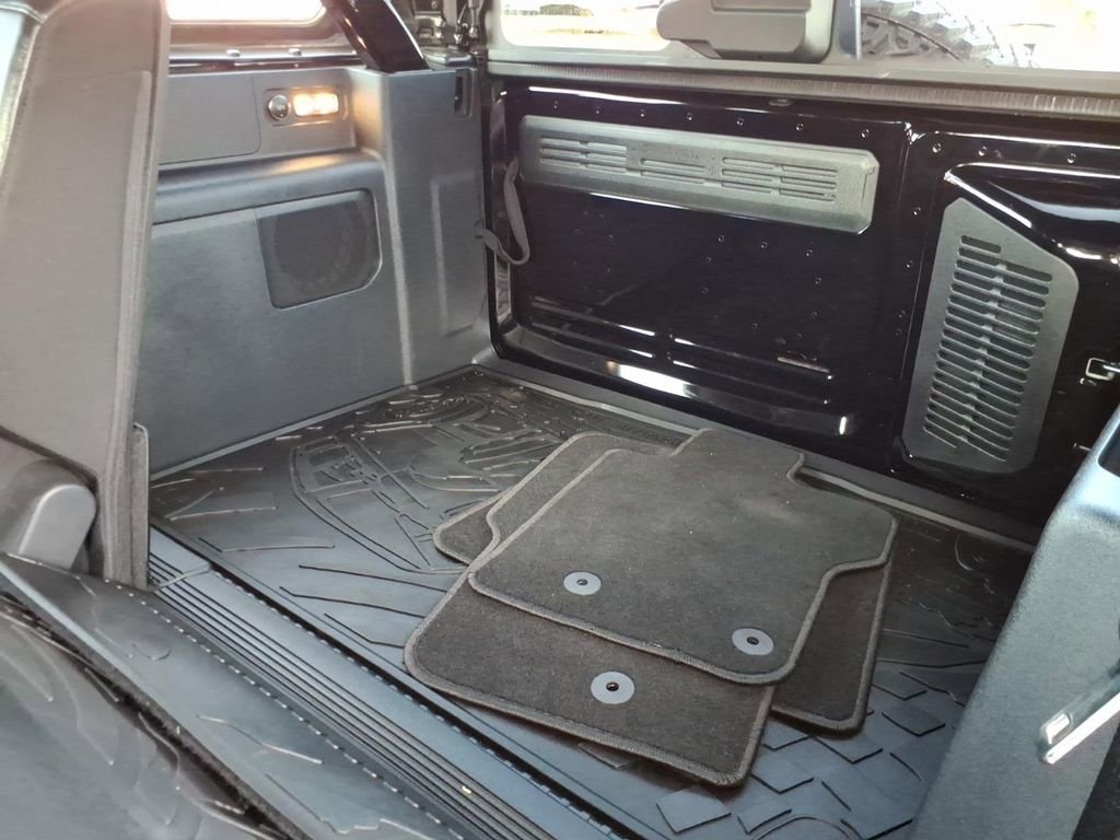 Certified 2024 Ford Bronco Wildtrak AWD/4WD image 17