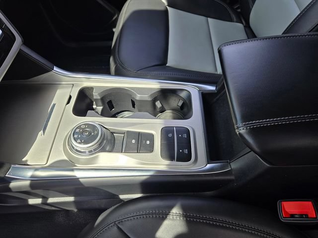Certified 2023 Ford Explorer XLT w/ Equipment Group 202A RWD image 24