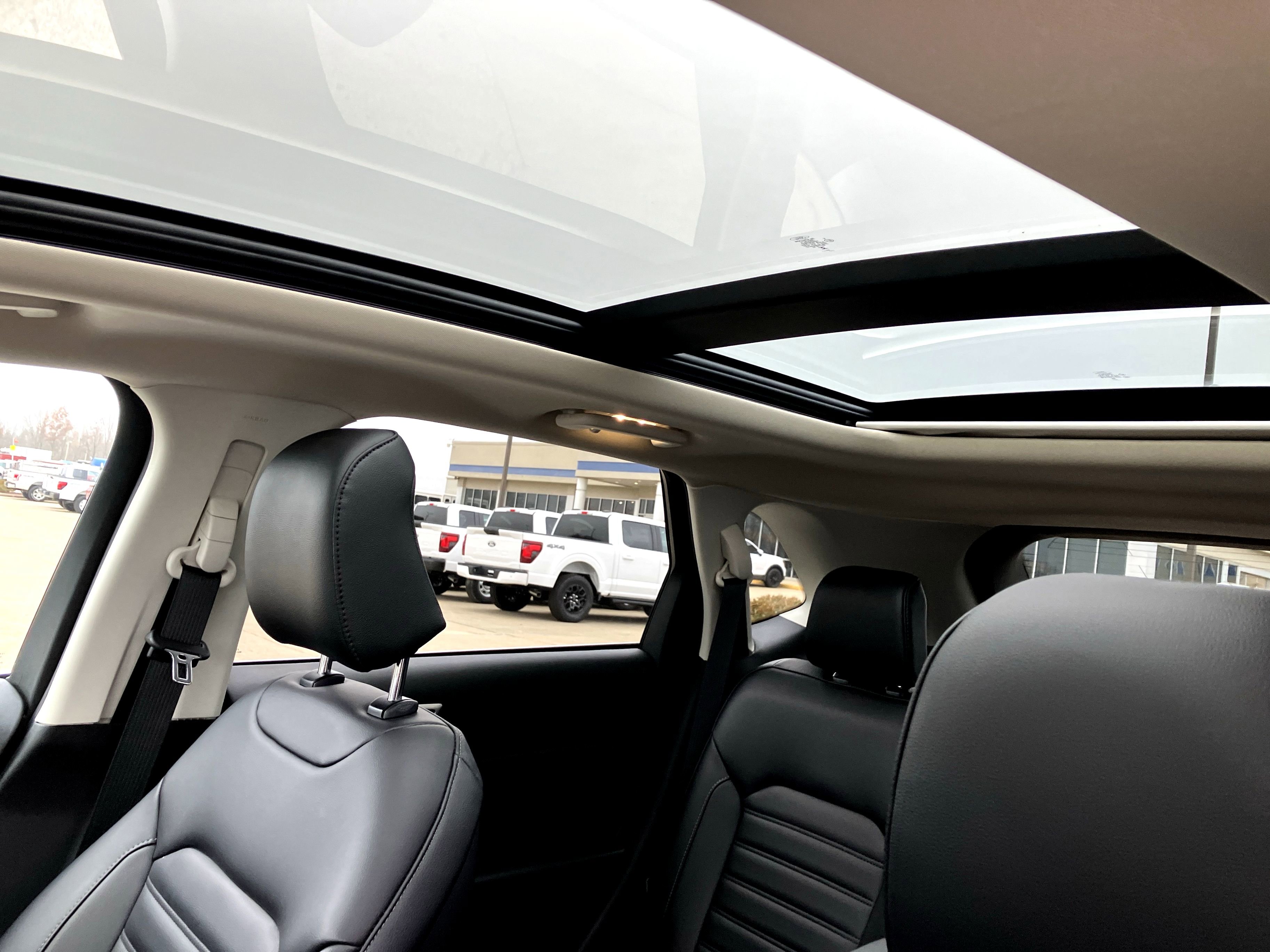 Certified 2024 Ford Edge SEL w/ Convenience Package image 23