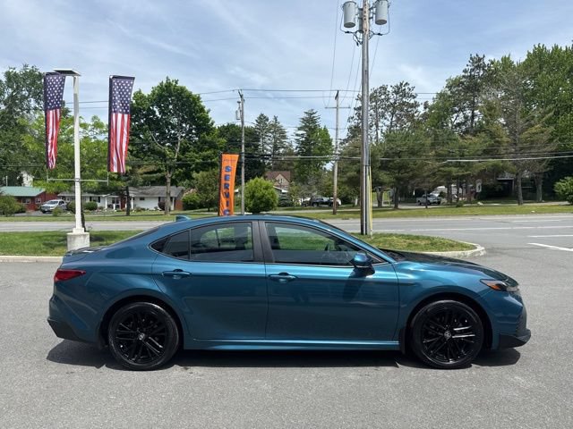 Used 2026 Toyota Camry SE w/ Convenience Package AWD/4WD image 5