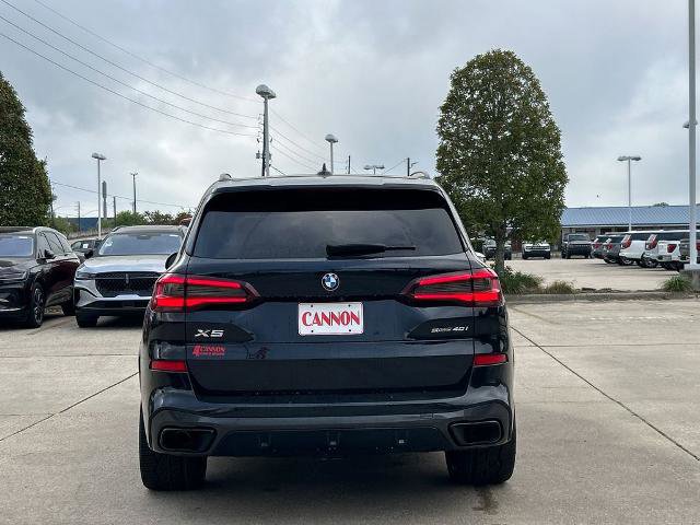 Used 2021 BMW X5 sDrive40i w/ M Sport Package image 2