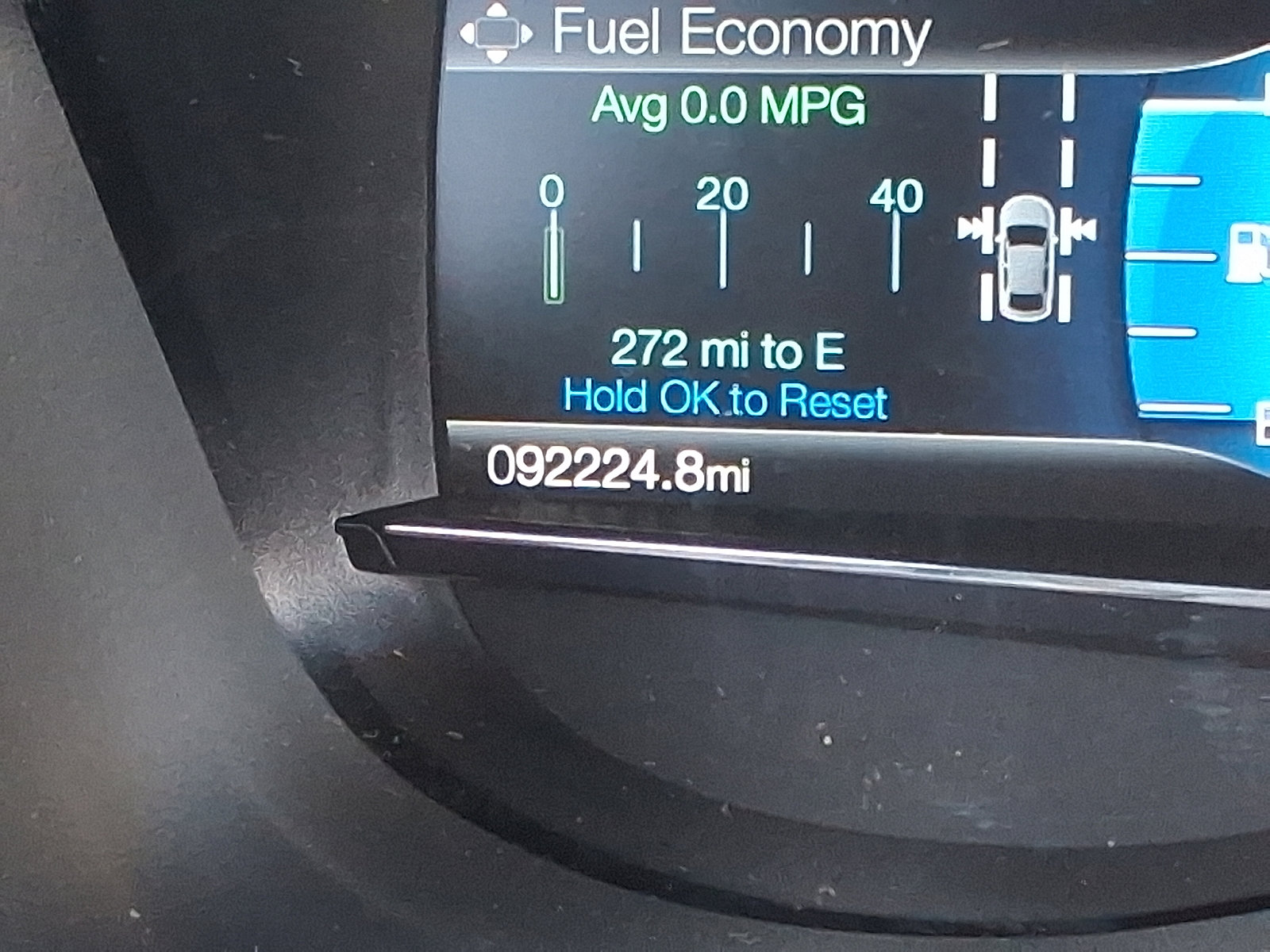 Certified 2018 Ford Explorer XLT w/ Equipment Group 202A image 22