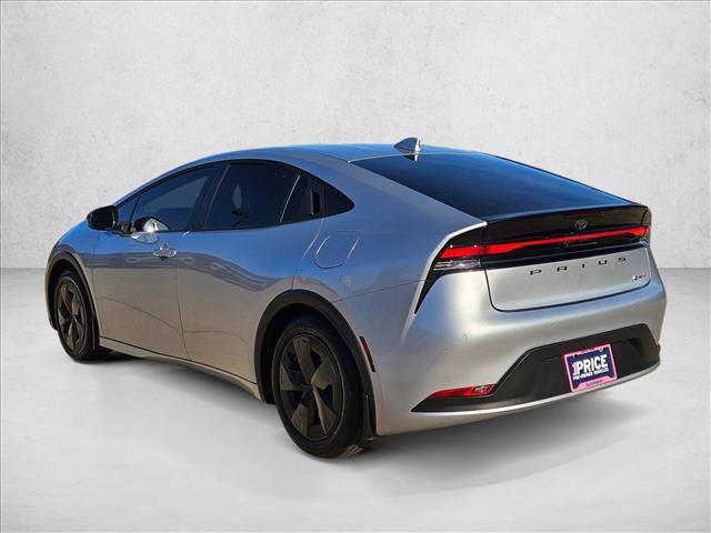 Used 2024 Toyota Prius LE FWD image 8