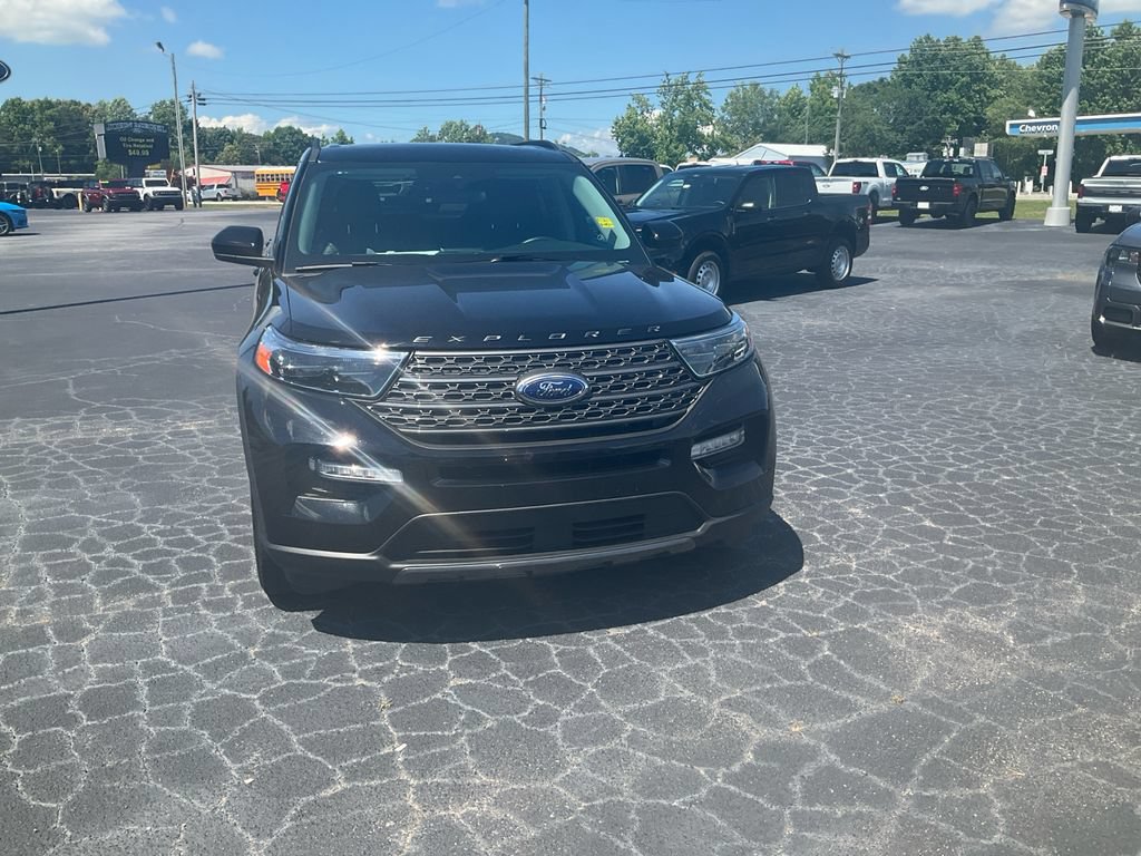 Certified 2024 Ford Explorer XLT w/ Equipment Group 202A RWD video 2