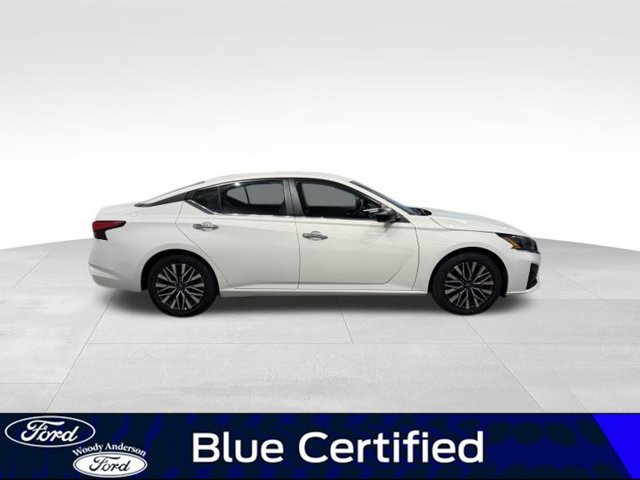 Used 2025 Nissan Altima 2.5 SV FWD image 5