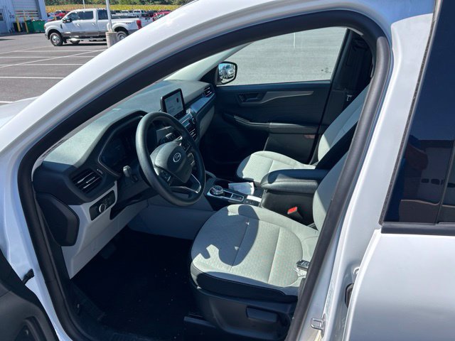 Certified 2025 Ford Escape Active FWD image 9