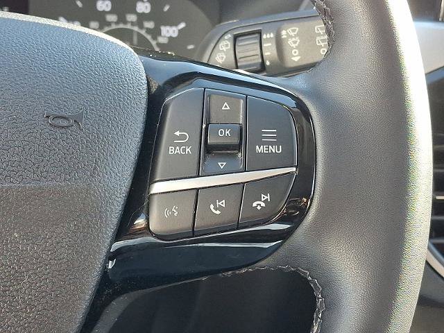 Certified 2022 Ford Escape SE w/ SE Sport Appearance Package image 21