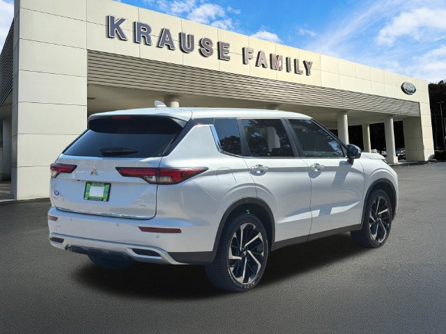 Used 2022 Mitsubishi Outlander SE AWD/4WD image 8