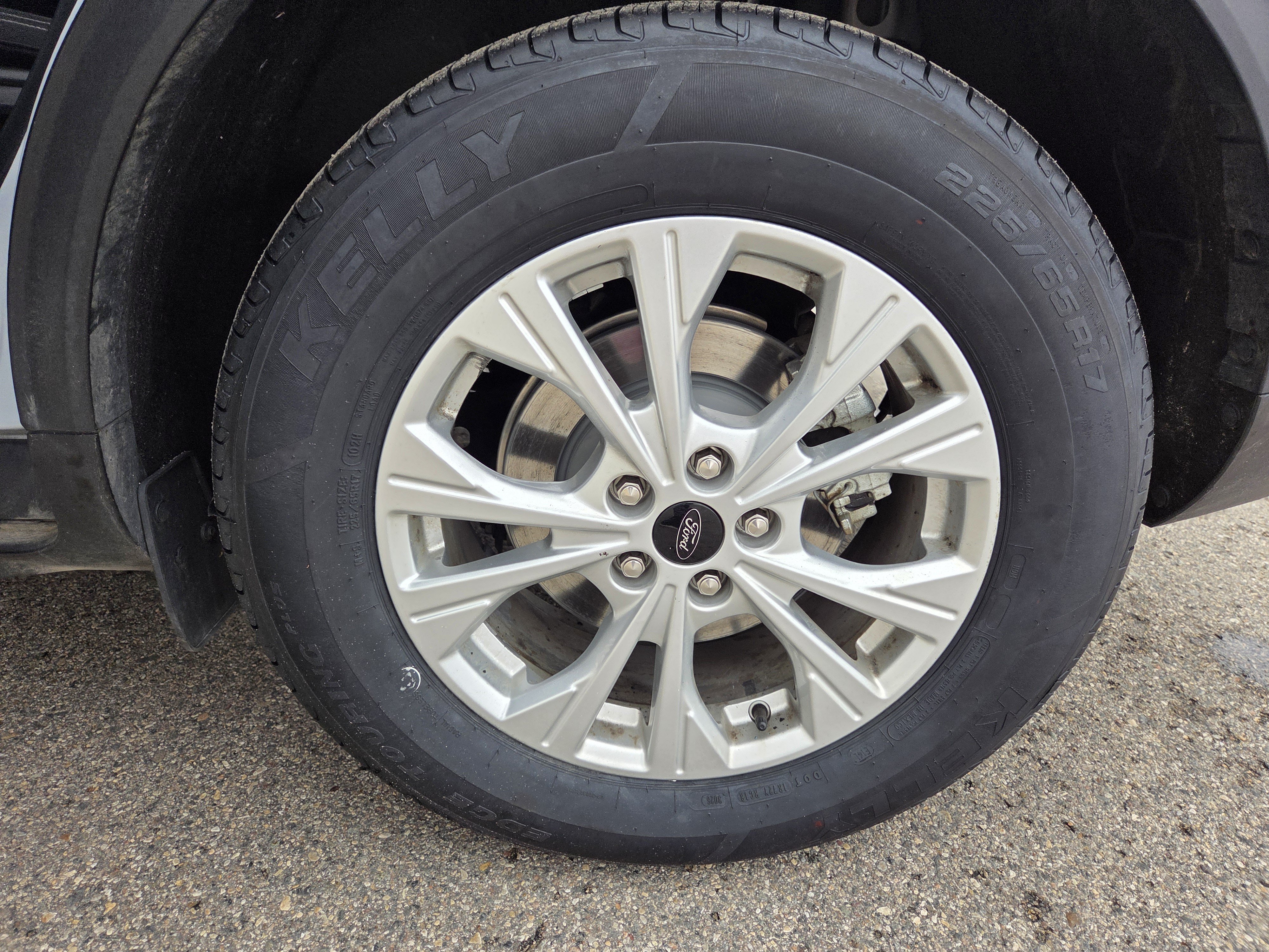 Certified 2025 Ford Escape Active AWD/4WD image 10