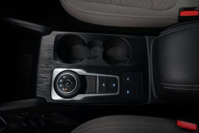 Certified 2022 Ford Escape SE w/ SE Sport Appearance Package image 24