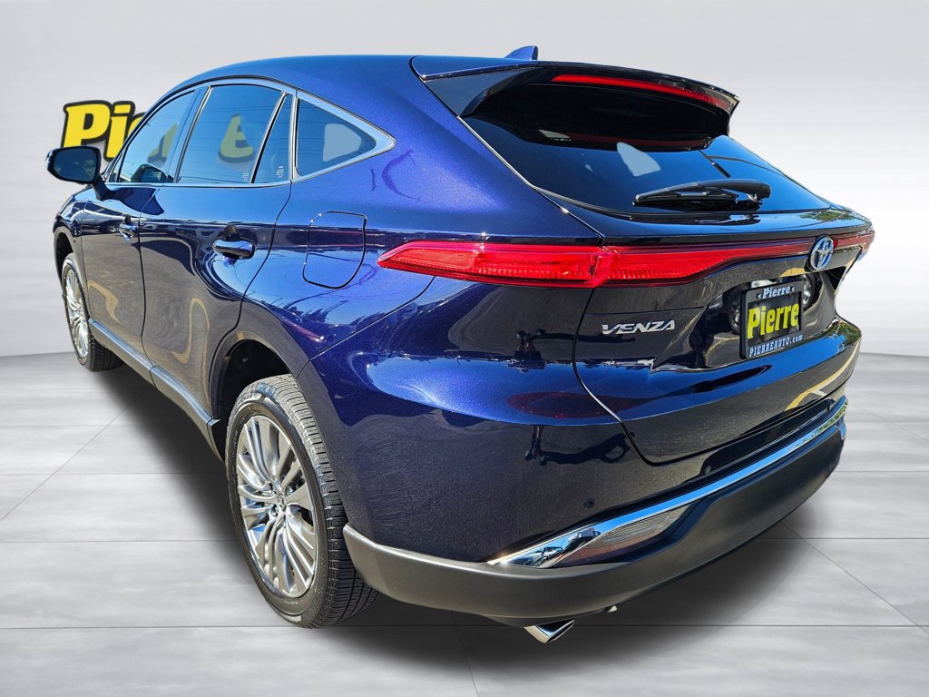 Used 2023 Toyota Venza Limited AWD/4WD image 3