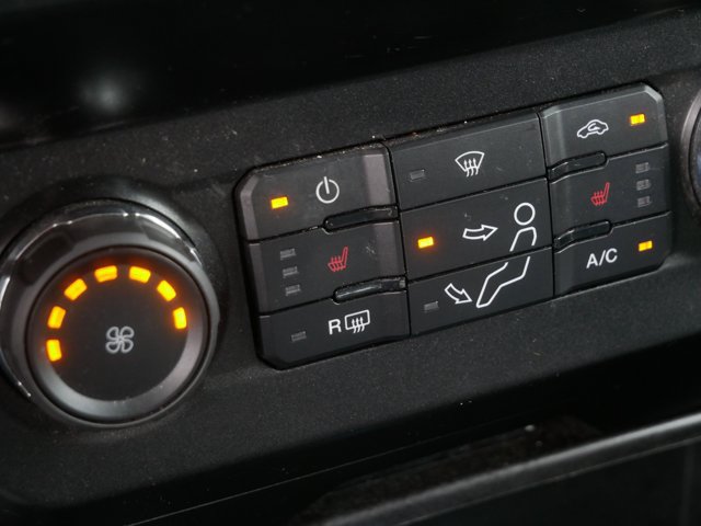 Certified 2020 Ford F350 XLT w/ XLT Premium Package AWD/4WD image 27