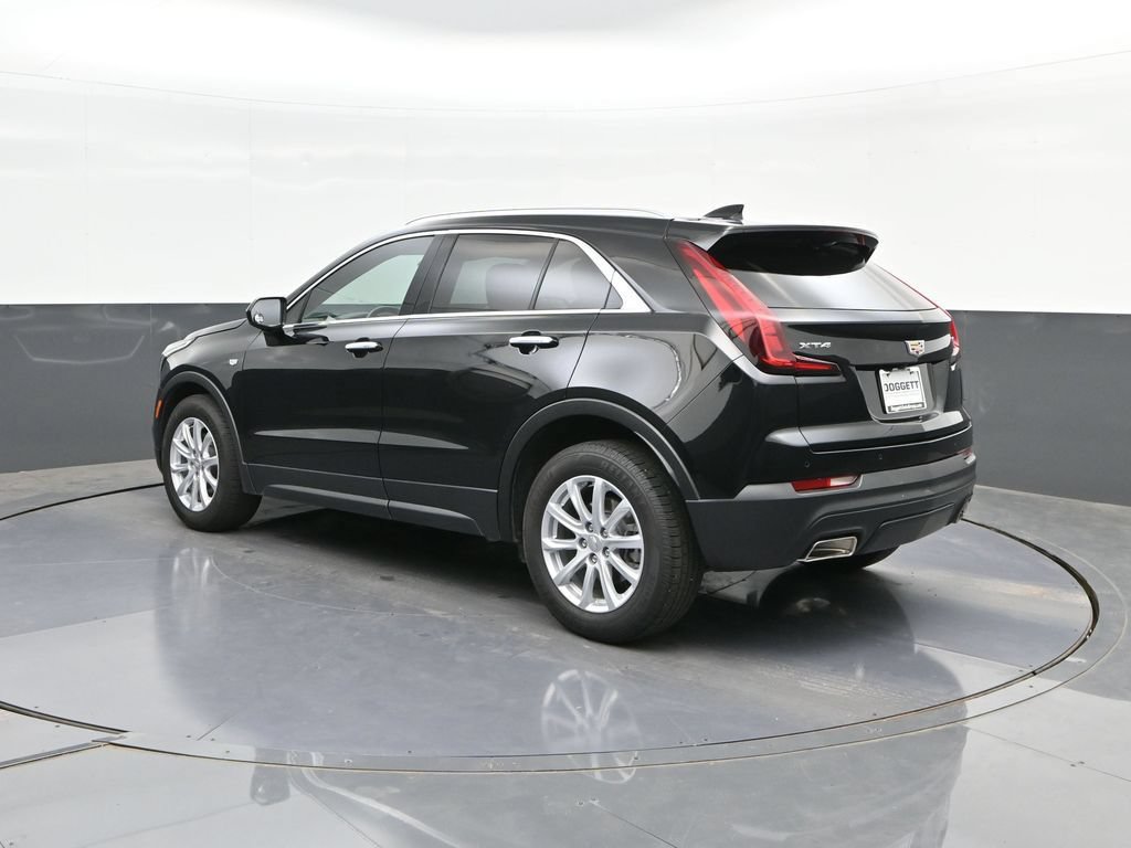 Used 2023 Cadillac XT4 Luxury w/ Driver Awareness Package FWD image 5