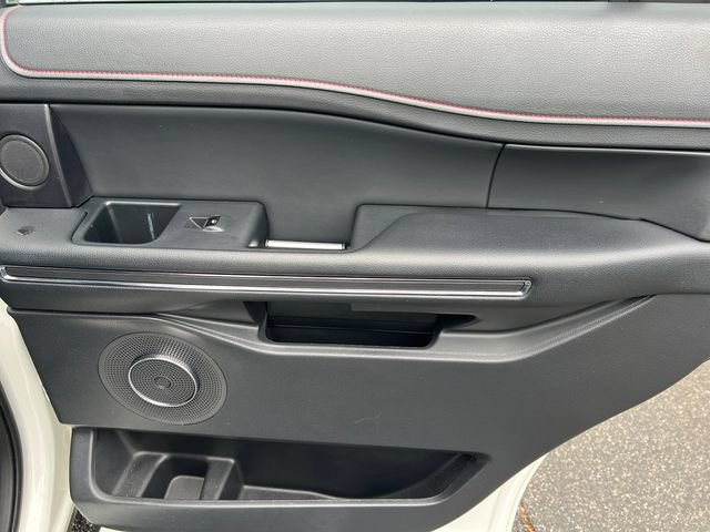 Certified 2022 Ford Expedition Limited RWD image 22