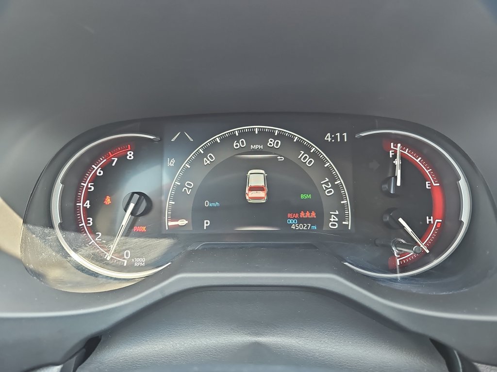 Used 2025 Toyota RAV4 XLE FWD image 19