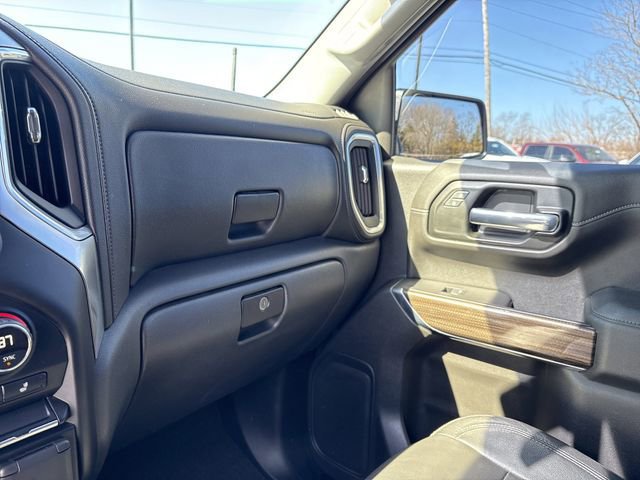 Used 2019 Chevrolet Silverado 1500 LT w/ All-Star Edition image 37
