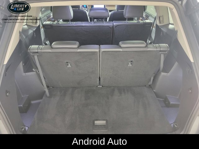 Used 2025 Volkswagen Atlas SE AWD/4WD image 18