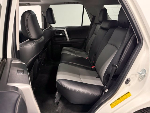 Used 2021 Toyota 4Runner SR5 Premium w/ Moonroof Package AWD/4WD image 31