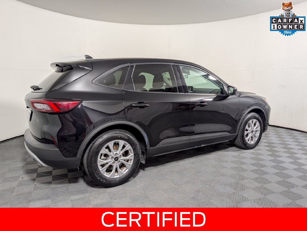 Certified 2025 Ford Escape Active FWD image 2
