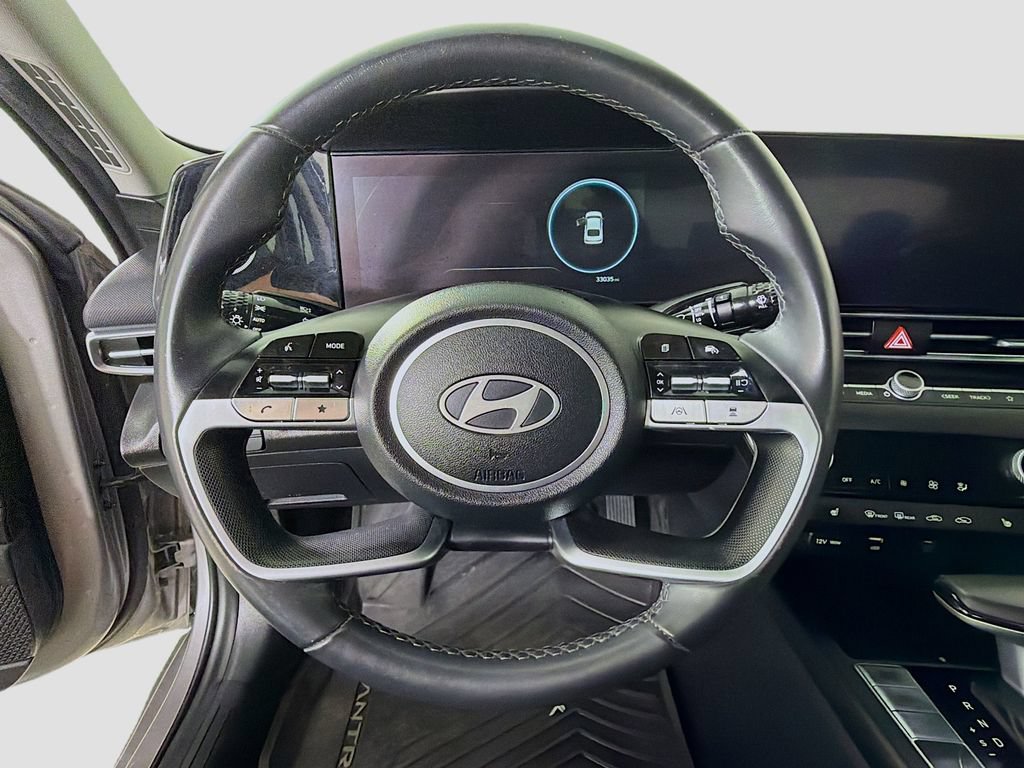 Used 2024 Hyundai Elantra SEL w/ Convenience Package FWD image 15