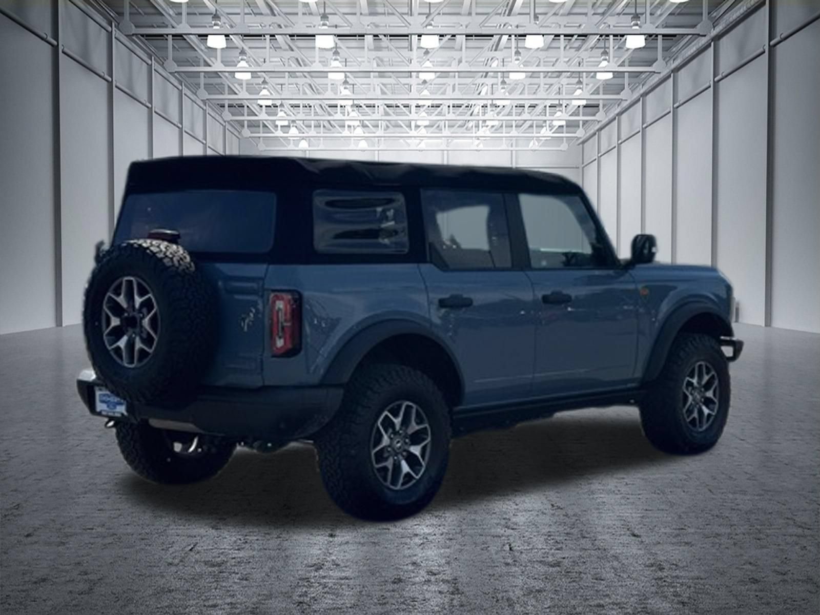 Certified 2023 Ford Bronco Badlands AWD/4WD image 16