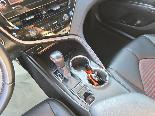 Used 2023 Toyota Camry XSE image 22