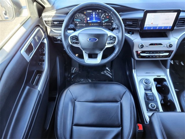 Certified 2022 Ford Explorer XLT w/ Equipment Group 202A image 13