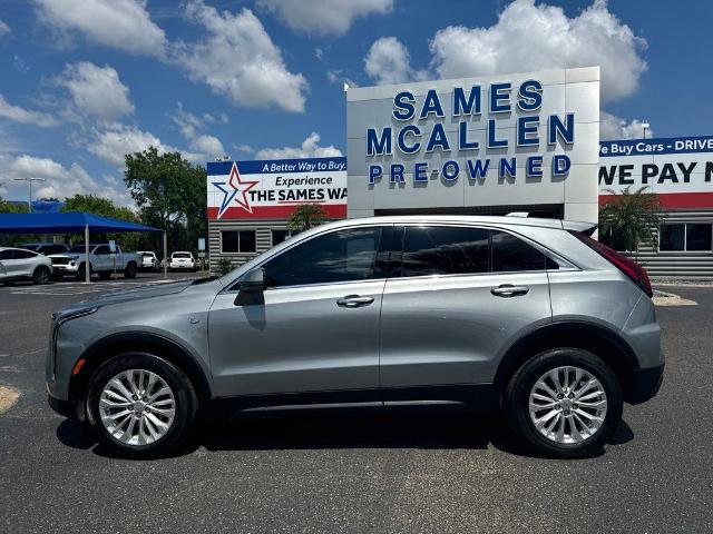 Used 2024 Cadillac XT4 Luxury FWD image 2