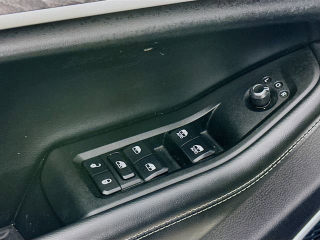 Used 2021 Jeep Grand Cherokee L Limited image 26