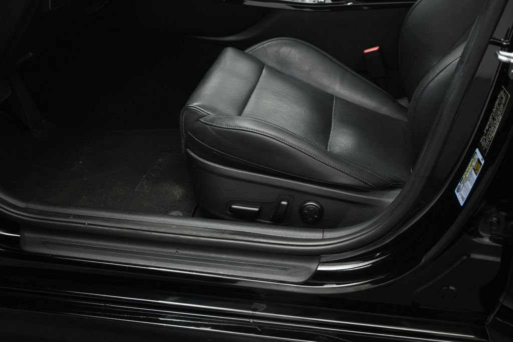Used 2019 Kia Stinger Premium RWD image 10