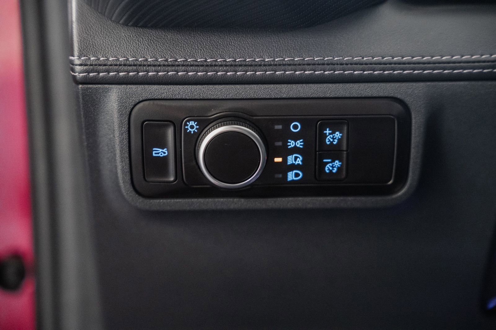 Certified 2025 Ford Mustang Premium w/ Wheel & Stripe Package image 42