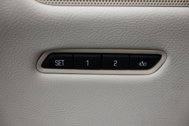Used 2017 Cadillac XT5 Premium Luxury FWD image 15