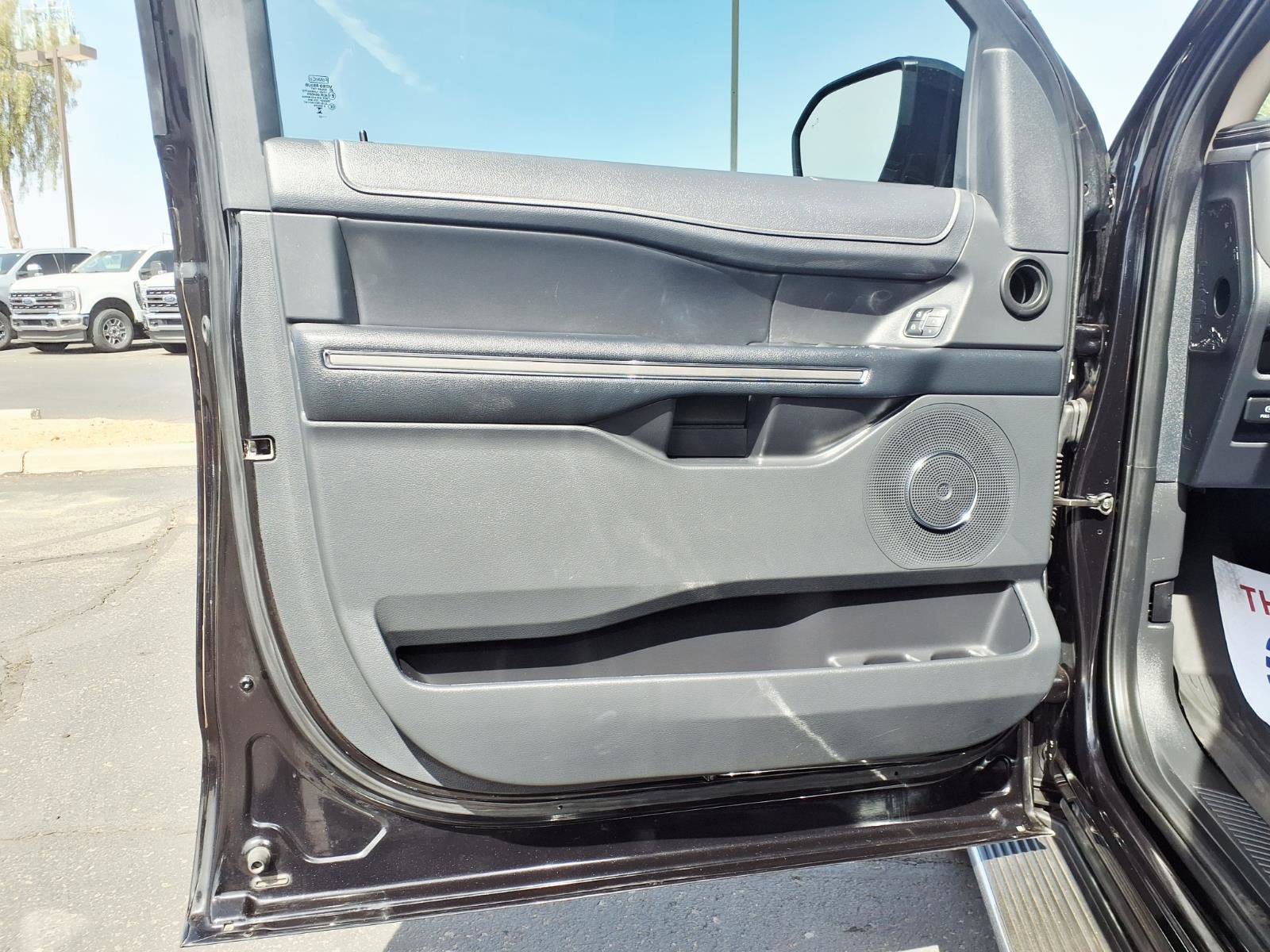 Certified 2023 Ford Expedition XLT RWD image 21