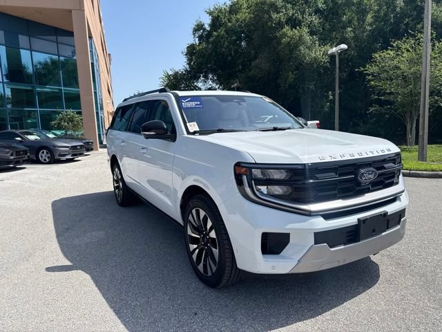 Certified 2025 Ford Expedition Max Platinum w/ Driver's Package AWD/4WD image 10