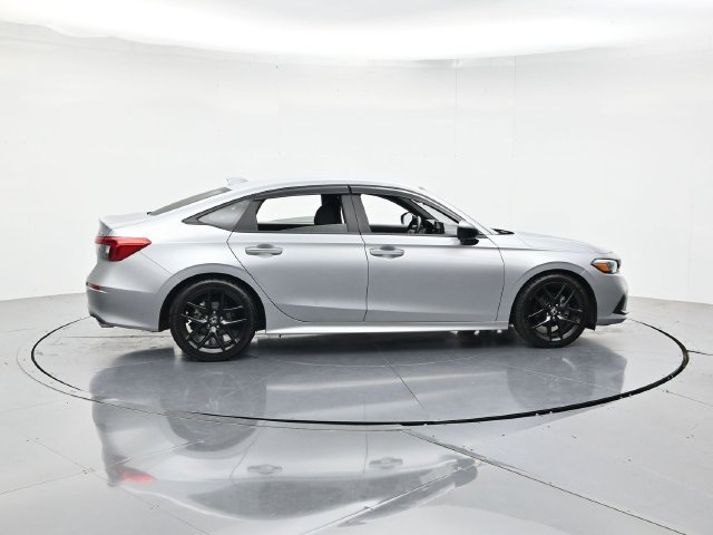 Used 2023 Honda Civic Sport image 2