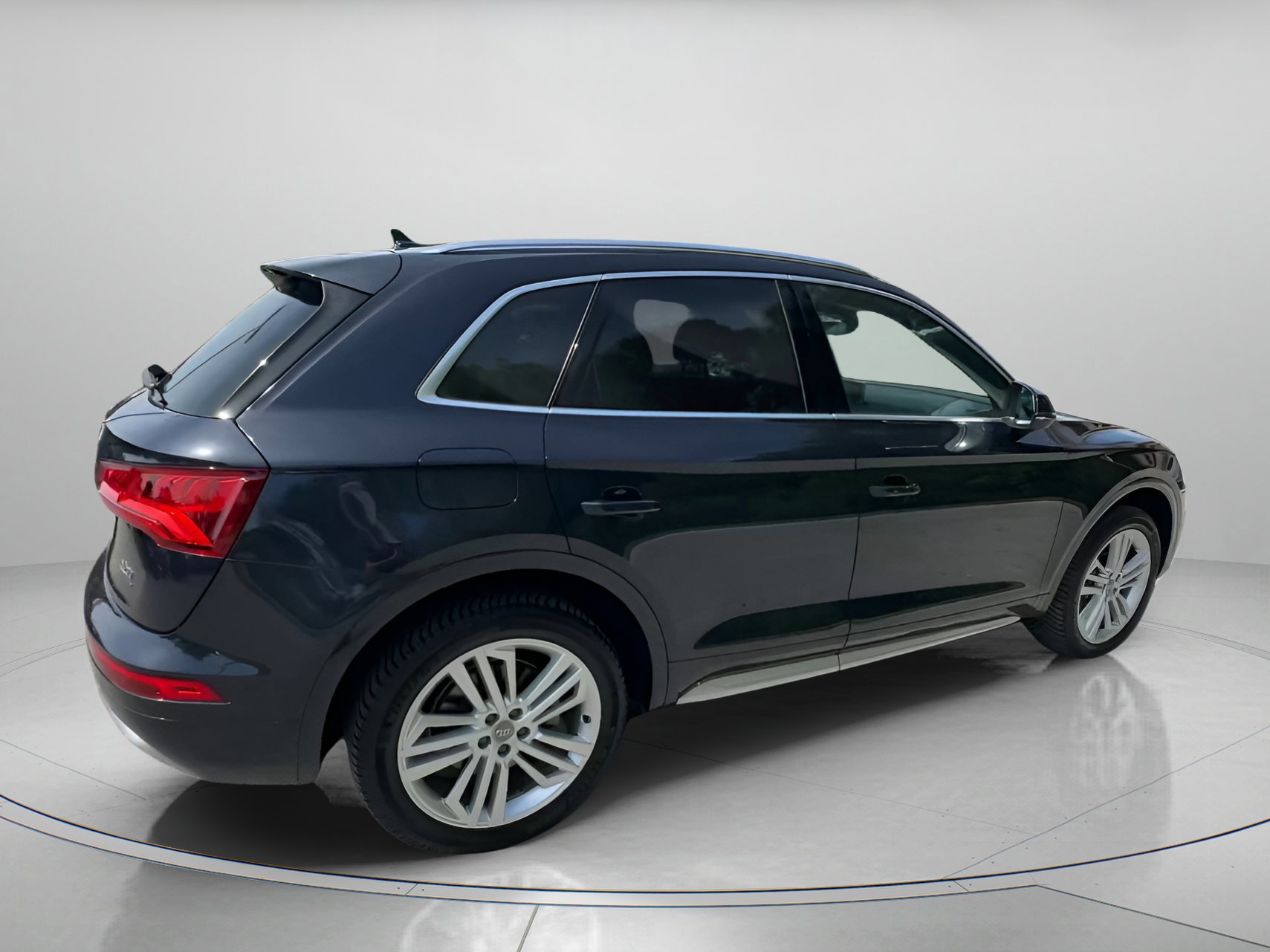 Used 2018 Audi Q5 2.0T Premium Plus w/ Premium Plus Package image 25