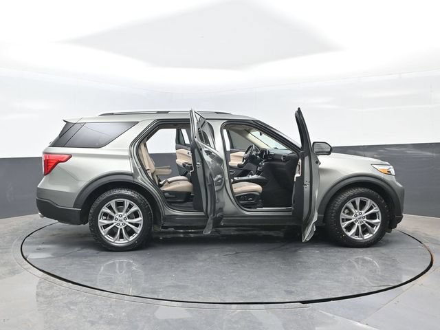 Certified 2020 Ford Explorer Limited AWD/4WD image 27