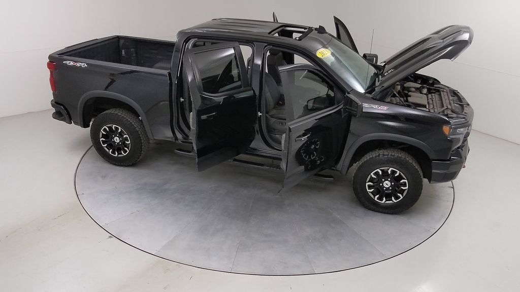 Used 2023 Chevrolet Silverado 1500 ZR2 w/ Technology Package AWD/4WD image 50