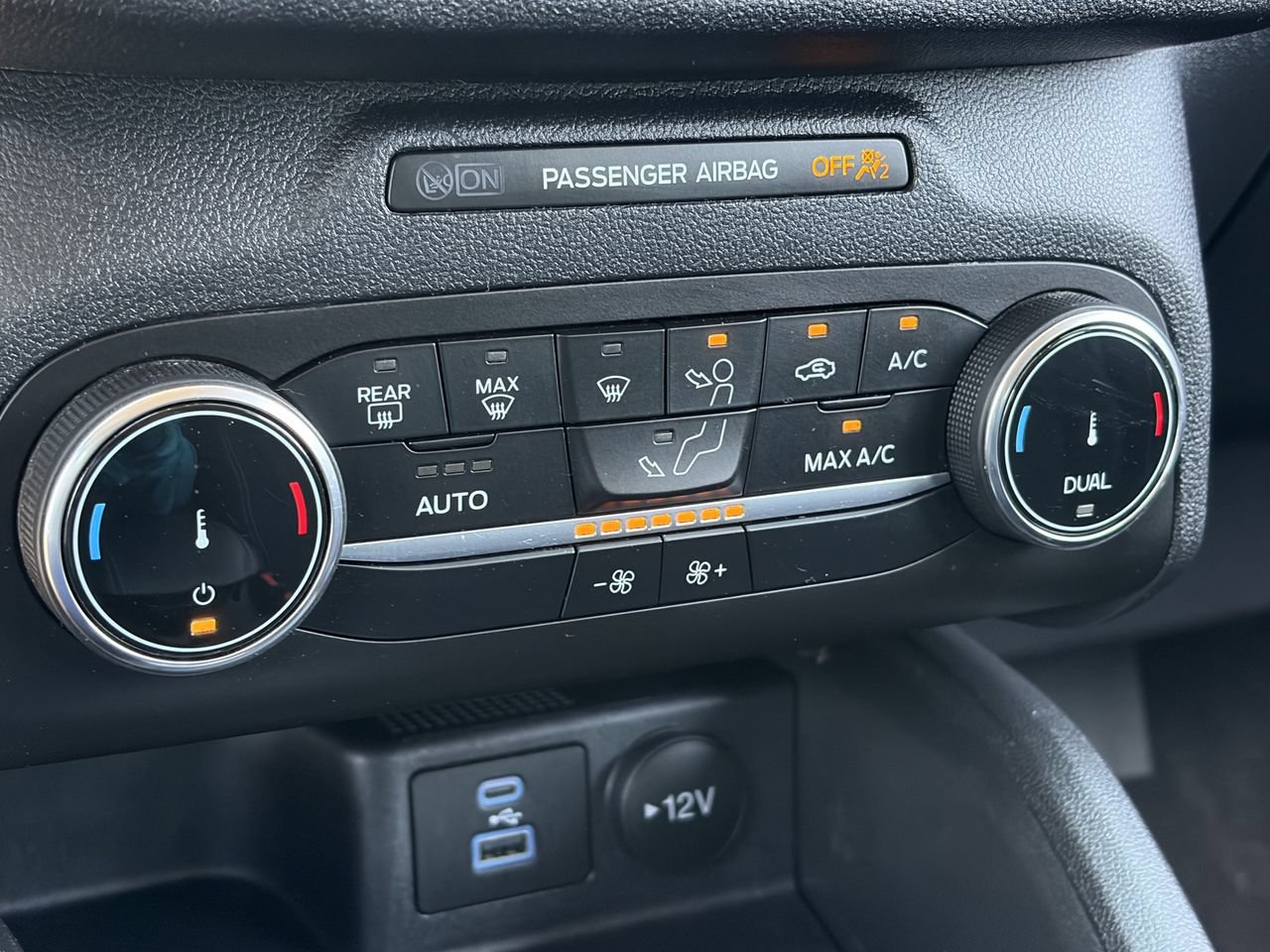 Certified 2023 Ford Escape Active FWD image 28