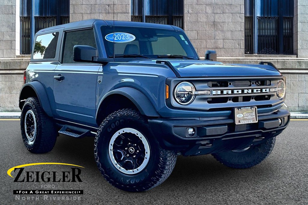 Certified 2023 Ford Bronco Big Bend w/ Sasquatch Package AWD/4WD image 1