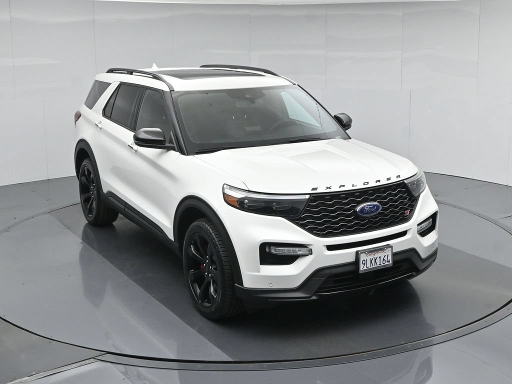 Certified 2023 Ford Explorer ST w/ Equipment Group 401A AWD/4WD image 40