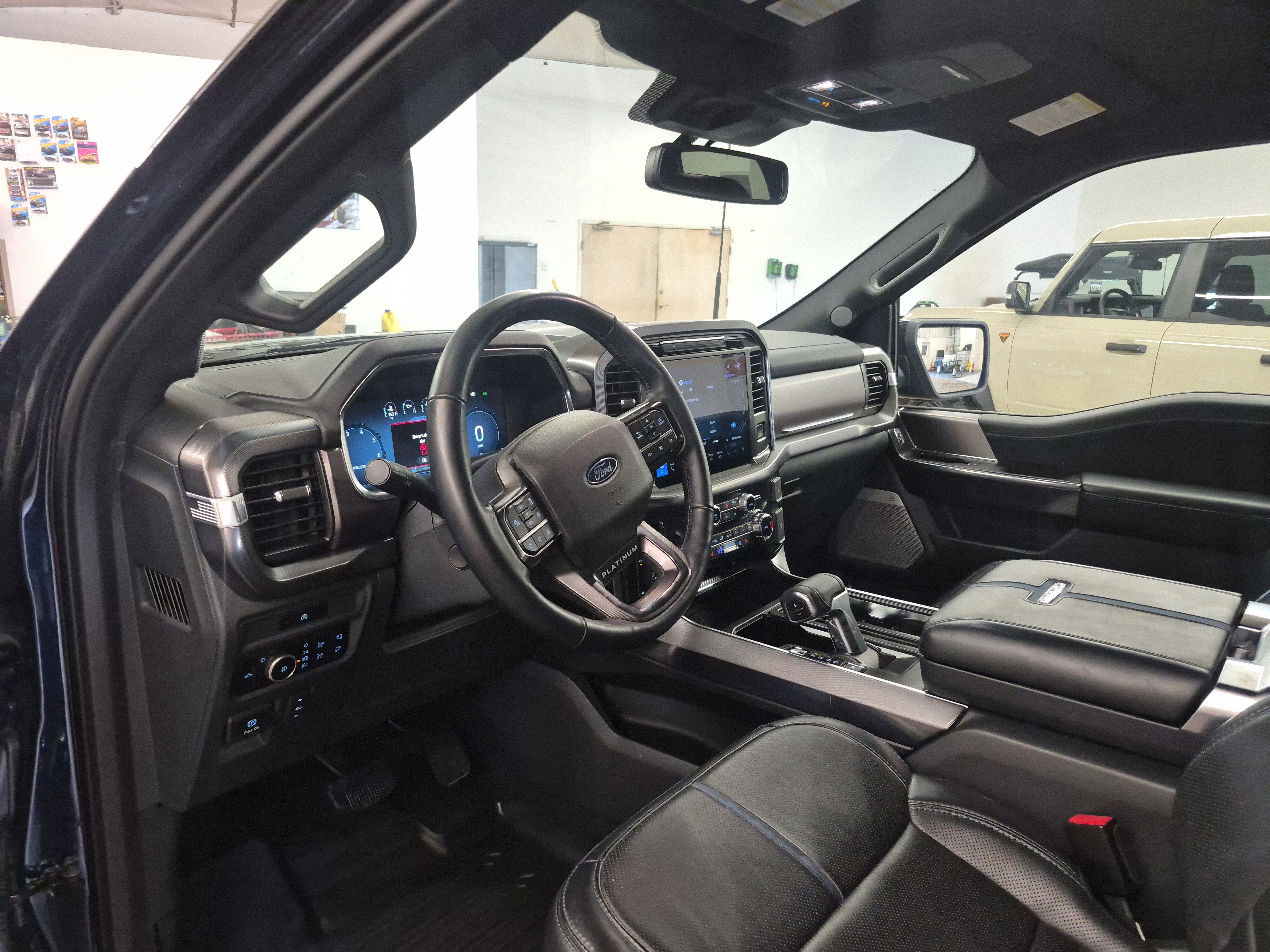 Certified 2025 Ford F150 Platinum AWD/4WD image 17
