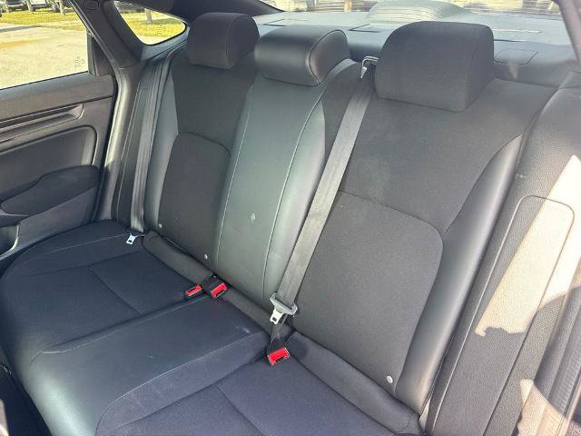 Used 2022 Honda Civic Sport image 11