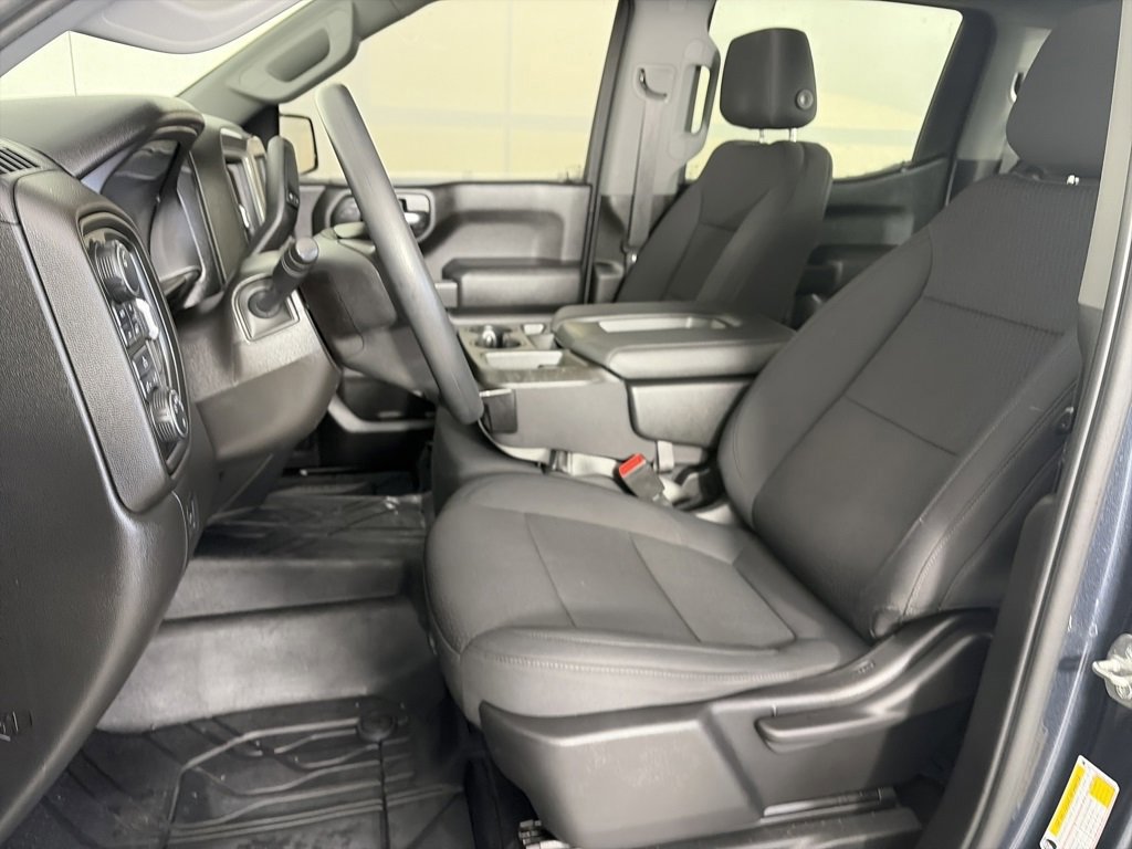 Used 2021 Chevrolet Silverado 1500 Custom w/ LPO, Dark Essentials Package image 10