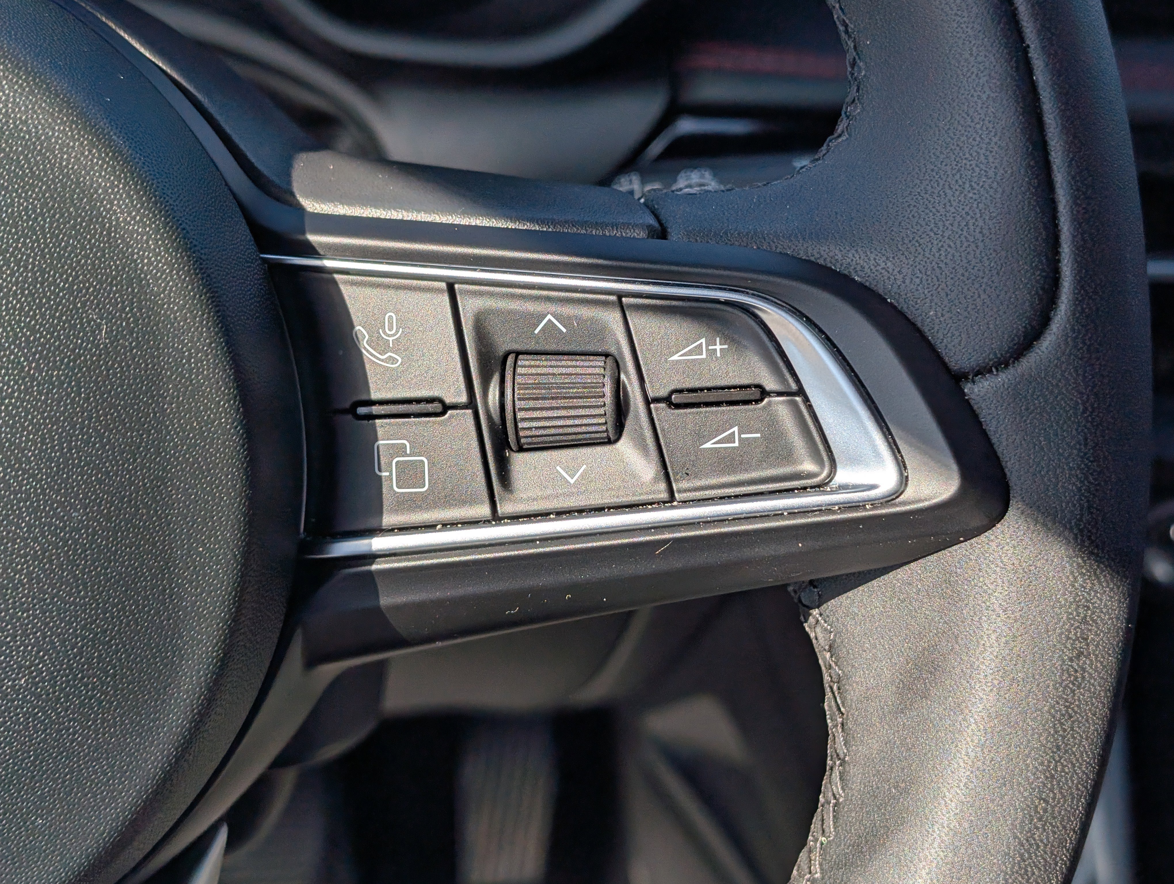 Used 2024 Dodge Hornet GT w/ GT Blacktop Package image 20